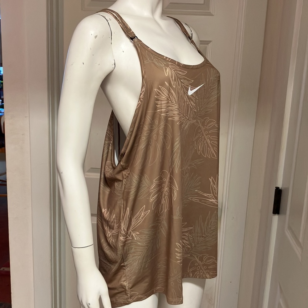 Nike Tennis/Athletic/Athleisure Tank, XXL, NWT! - Picture 3 of 8